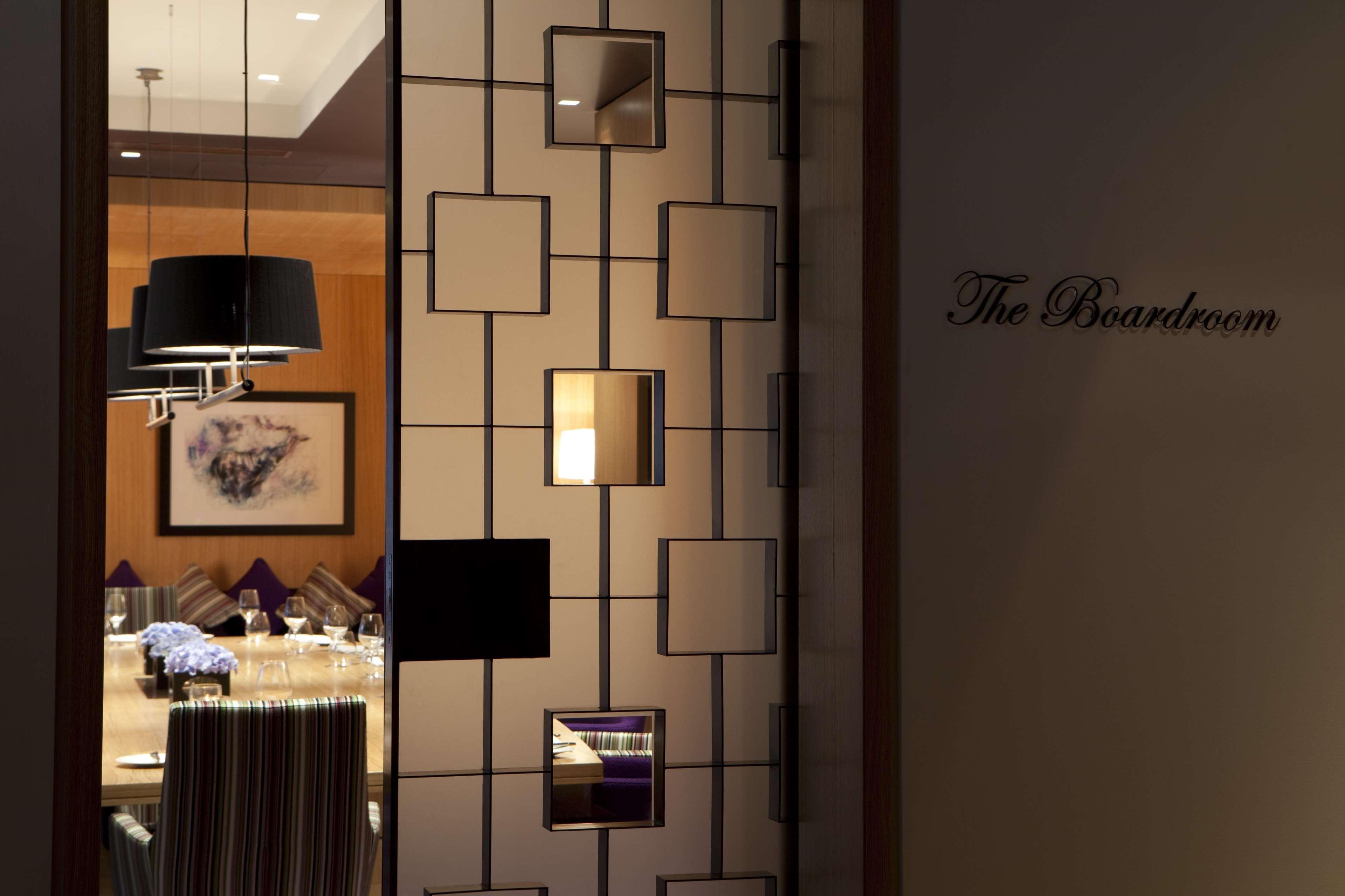The Fitzwilliam Hotel Belfast Restoran gambar The Boardroom